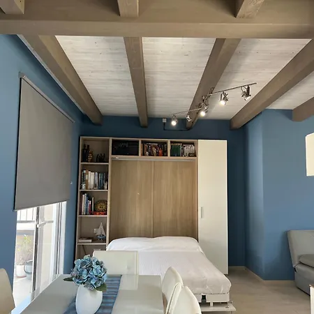 Blue Sky * Terrasini