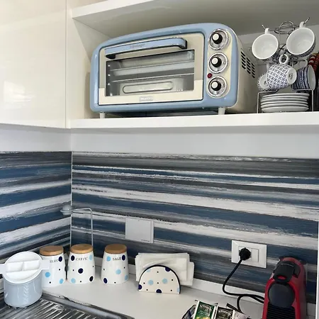 Blue Sky Apartment